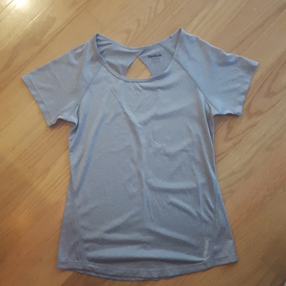 Women's Size XS Gray Reebok Athletic Shirt